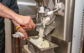 choose correct frozen custard machines